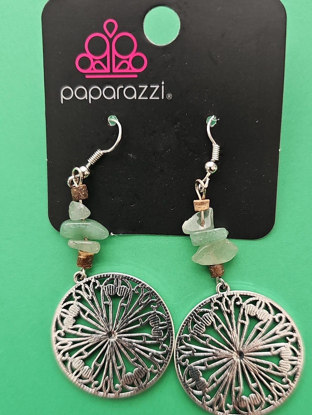 paparazzi Silver Filigree Green Drop Dangle Earrings